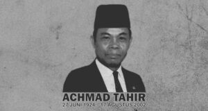 Achmad Tahir
